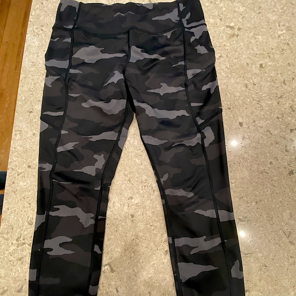 Athleta Contender Camo leggings